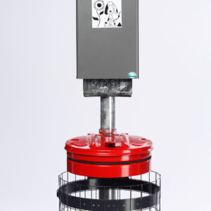 VAR Hundetoilette DS 5 – Wandkonsole rot (Vigipirate) mit Metalldeckel & Hundekotbeutelspender DS 2, pulverbeschichtet, robuste Außen-Abfallstation