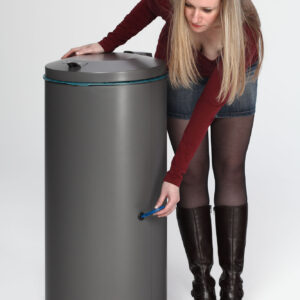 Abfallsammler 120 Liter mit Einflügeltür, Doppelbart-Schloss, elektrolytisch verzinktes Stahlblech, pulverbeschichtet, mit Inneneinsatz, kompakter Außenabfallbehälter in moosgrün (RAL 6005), tiefbraun, moosgrün