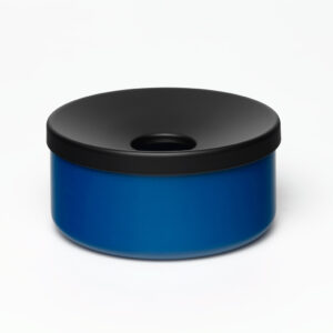 VAR Tischascher Typ B – Tischaschenbecher aus pulverbeschichtetem Stahl oder Edelstahl, 0,5 Liter, Ascheraufsatz schwarz, erhältlich in Schwarz, Weiß, Rot, Enzianblau und Silber, ohne Schloss, mit Inneneinsatz