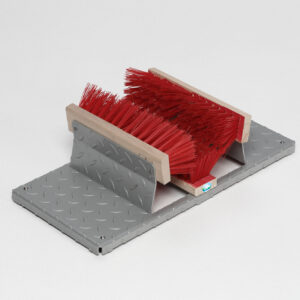 VAR Schuhreiniger feuerverzinkt – robuste Reinigungsstation aus Stahl zur Sohlen- und Schuhreinigung in Eingangs- und Hygienebereichen